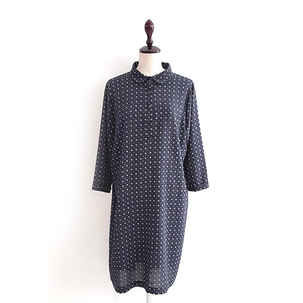 Madam Grace Amor Slit Long Blouse