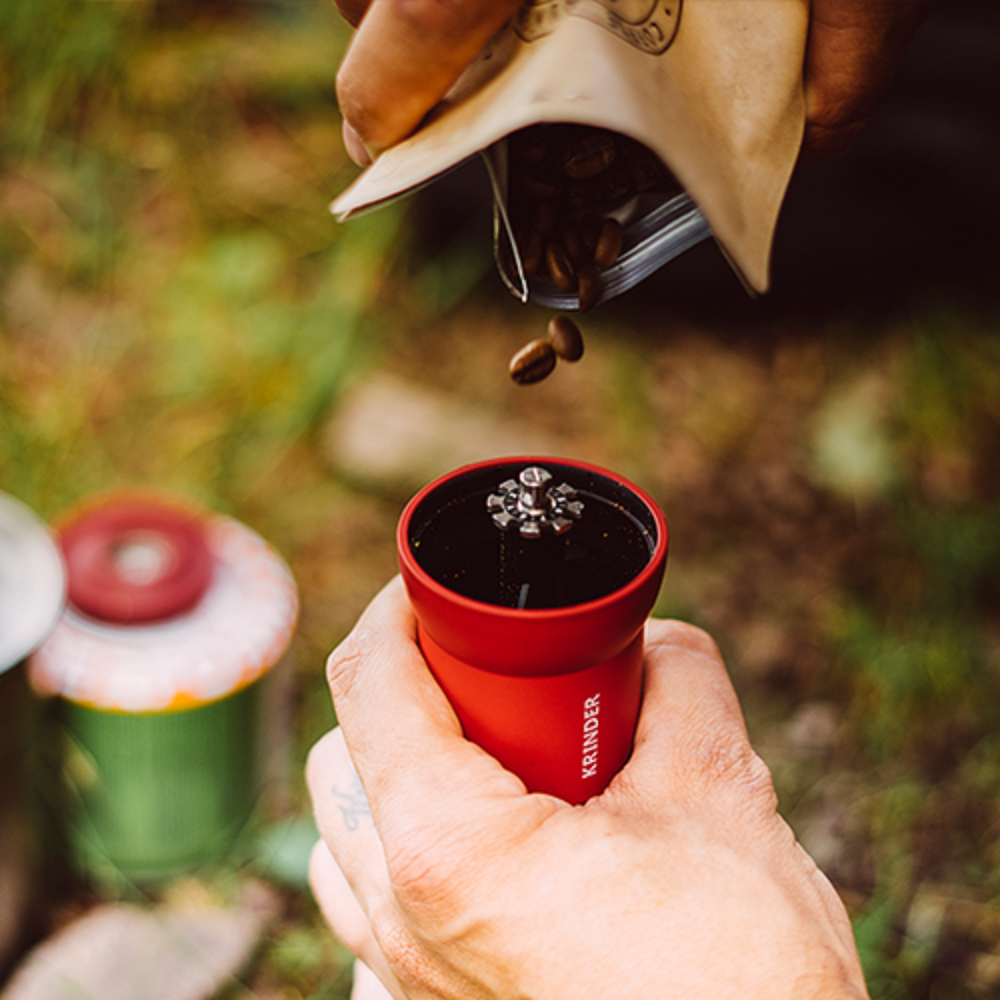 Cafflano G300-BK Cafflano Portable Coffee Grinder with Metal Blade, Compact, Easy Coarseness Adjustm