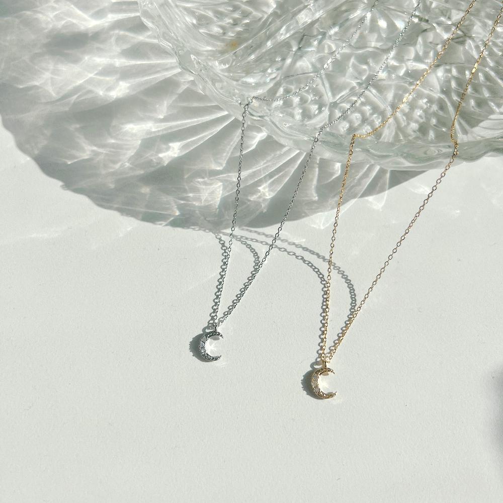 Crescent moon necklace(2 colors)